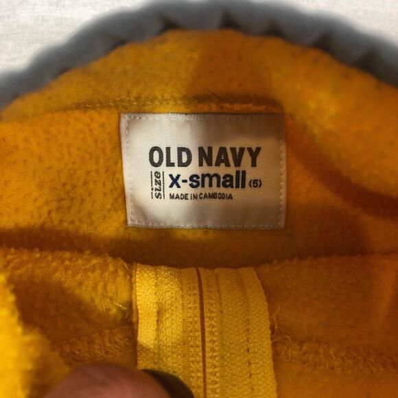 2 Boys Old Navy Half Zip Fleeces Size 5 - Picture 7 of 8